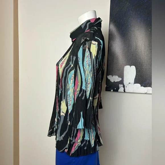 Womens Black Multi-Color Patterned Button-Front Top - Picture 4 of 11